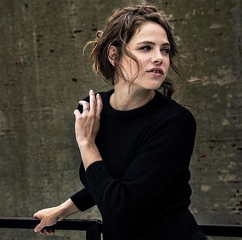 Olivia Luccardi Nude Pics And Topless Sex Scenes Compilation