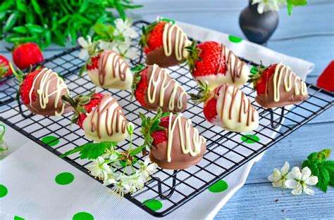 Клубника в шоколаде рецепт фото пошагово и видео - 1000.menu
