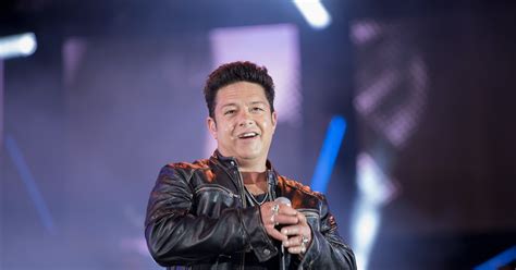 Top Les C Libataires Les Plus Hot Du Qu Bec