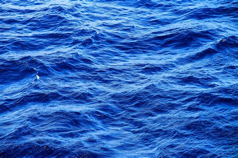 Free Stock Photo of Deep Blue Ocean Waves