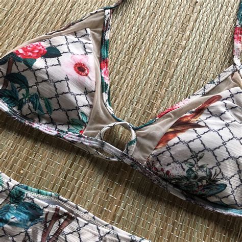 Biqu Ni Hot Pants Detalhes Tule Floral Branco Dondoca Moda Feminina