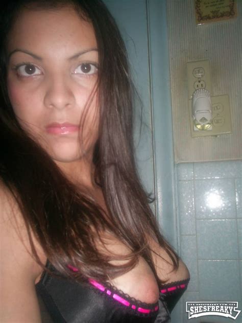 Mono Faced Latina ShesFreaky