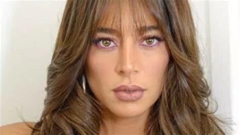 En micro bikini casi microscópica Sol Pérez prendió fuego la mañana y la foto es mortal