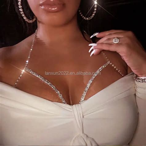 New Arrivals Crystal Sexy Bra Chest Chain Shinning Rhinestone Beach Bikini Belly Chain Women