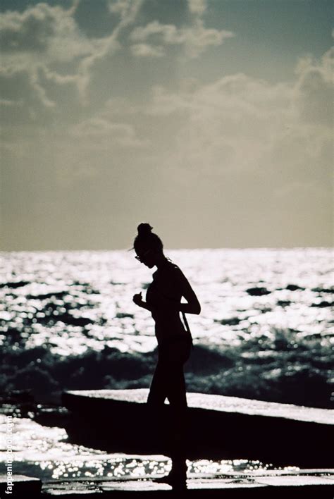 Becca Hiller Nude OnlyFans Leaks Fappening Page 2 FappeningBook