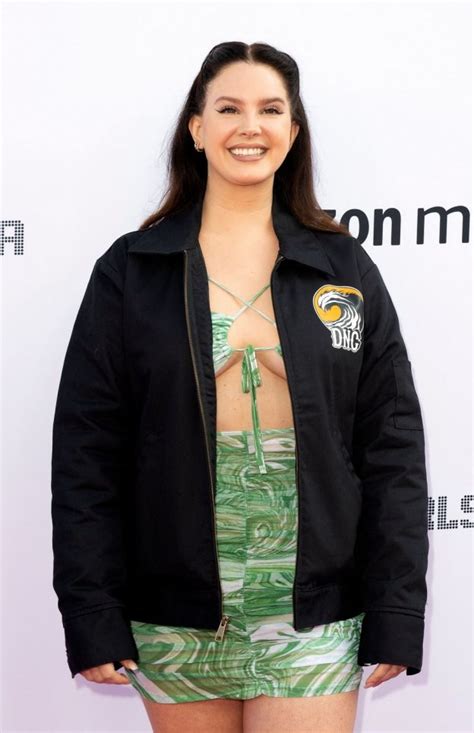 Lana Del Rey Flaunts Fat Legs And Big Tits At Variety Hitmakers Event 19 Photos Video The