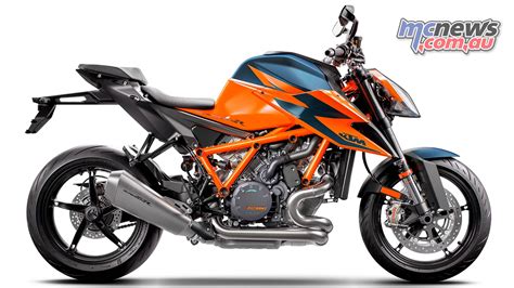 Ktm Super Duke R The Beast Goes To The Gym Mcnews