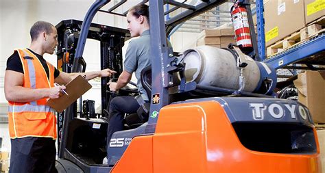 Forklift Operator Training – Lift Truck