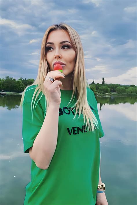 Beautiful Irina Y O From Krivoy Rog With Blonde Hair Id Ladadate