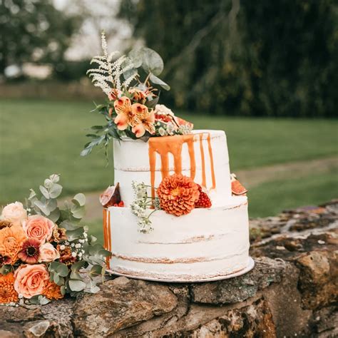 Naked Wedding Cake With Caramel Drip Coucoucake