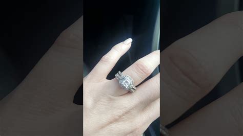 Jared's engagement ring and wedding ring Jared the Galleria of Jewelry ...