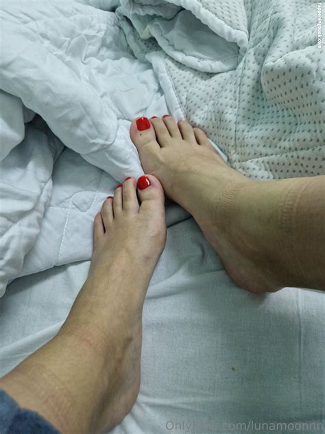 Lunamoonnn Nude OnlyFans Leaks Fappening FappeningBook