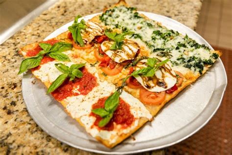 Mama Lisa Restaurant Updated May 2025 230 Photos And 503 Reviews
