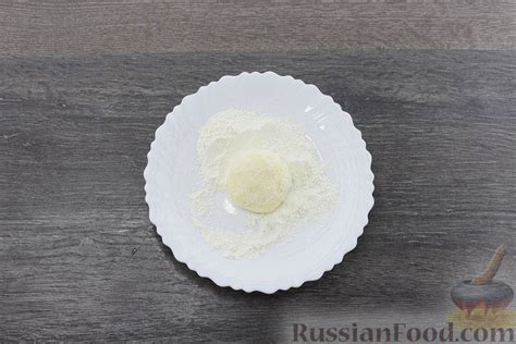 Рецепт: Сырники с кокосовой стружкой и варёной сгущёнкой (в духовке) на ...