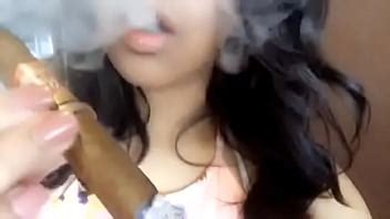 Instagram Woman Smoke Mulher Fumando Charuto Xvideos