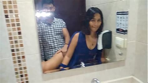 Sexo con mi prima en el baño Videos XXX Porno Gratis