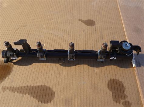 Ford Focus 3 Топливная рампа. Купить по низкой цене на разборке. ID461