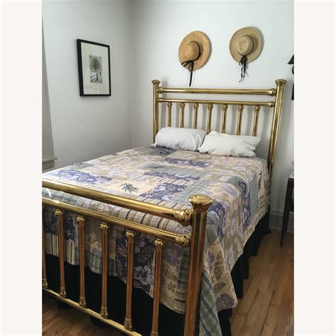 Antique Vintage Brass Bed (Full) - AptDeco