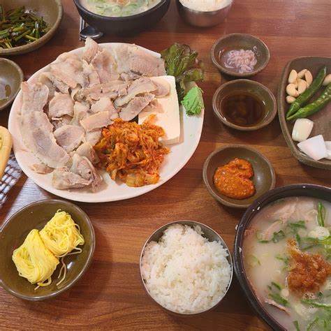 영진돼지국밥 신평 돼지국밥 수육백반 맛집 다이닝코드 빅데이터 맛집검색