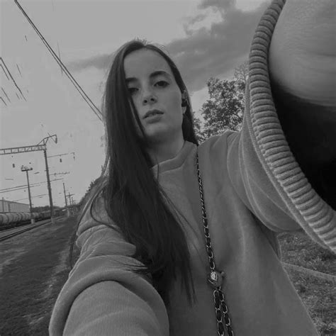 Каролина Григорцова - YouTube