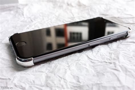 Trên tay bikini cho iPhone của Mod Radius