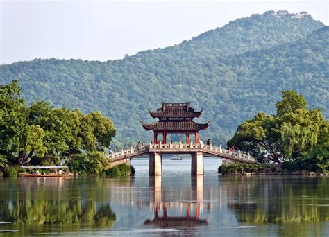 【中国】中国文化の美を伝える風光明媚な杭州の景勝・西湖（せいこ） - おすすめ旅行を探すならトラベルブック(TravelBook)