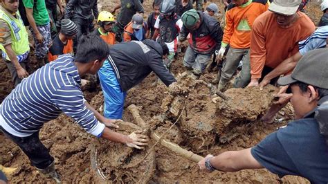 Indonesia Landslide 32 Dead And Scores Missing World News Sky News