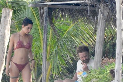 Gerard Butler Bikini Clad Mystery Woman Frolic In The Ocean