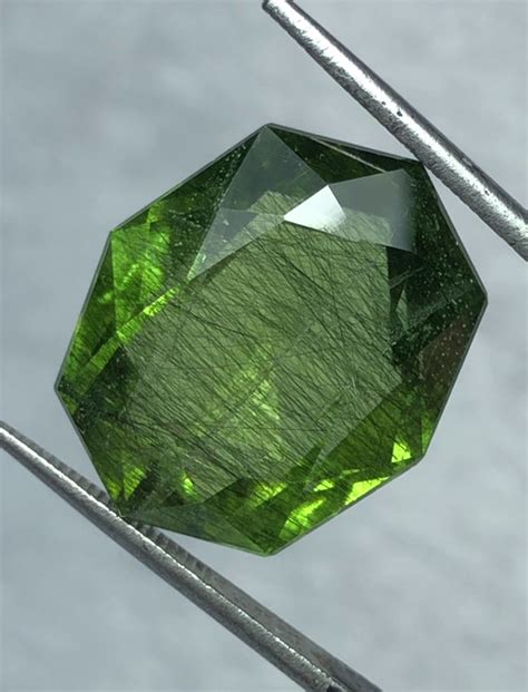 Peridot Stone Meaning Uses Properties Value And More