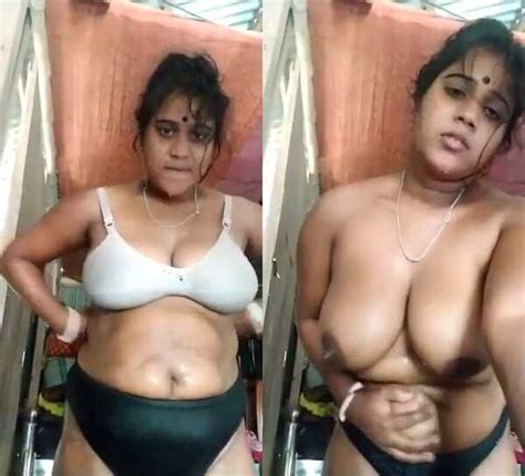 Super Hot Nude Desi Bhabi Show Her Big Boobs Milk Tank