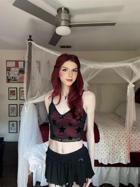 i may not steal your soul but i will steal a kiss! : r/FreckledGirls