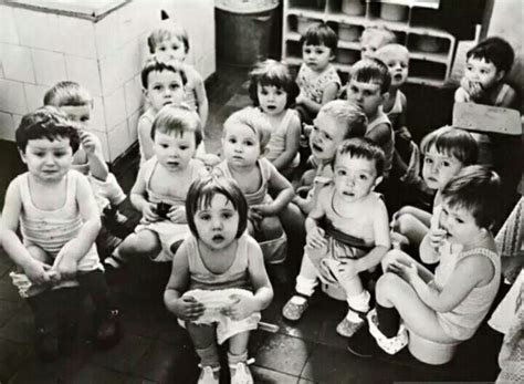 Профессор МГУ: "РОДИТЕЛИ СДАЮТ СВОИХ ДЕТЕЙ В САДИКИ, КАК ЧЕМОДАНЫ В ...