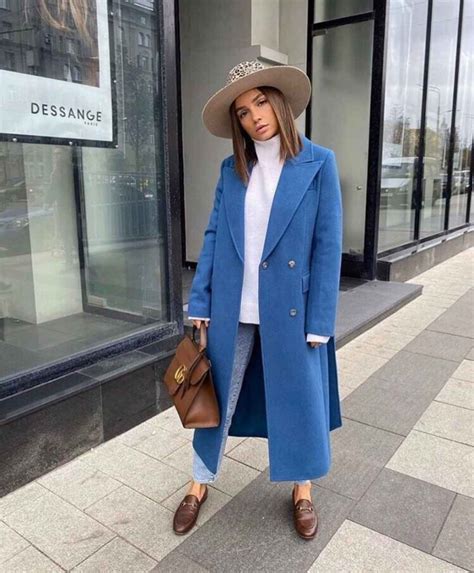С чем носить темно-синее пальто: +40 фото идей от самых модных блогеров ...
