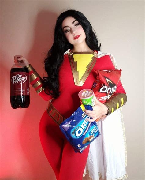 DC: 10 Genderbent Shazam Cosplay That You Have To See