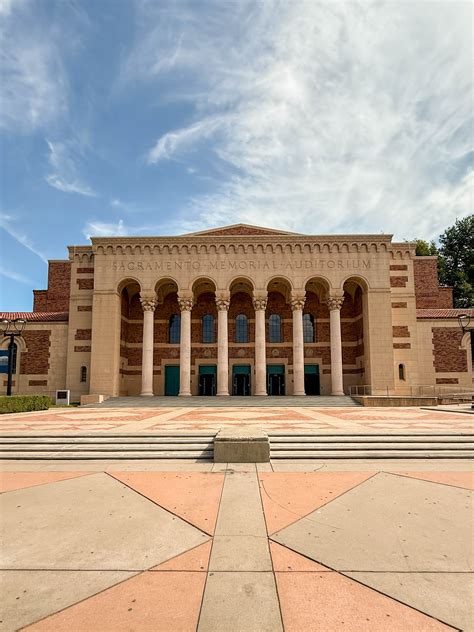 Events and Visitor Guide for Sacramento Memorial Auditorium 4