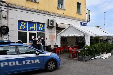 Spaccio Di Droga Chiuso Per Quindici Giorni Un Bar Di Santa Lucia