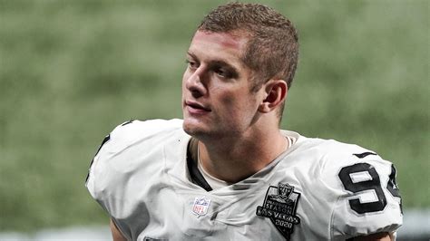 Carl Nassib Becomes First Active Nfl Player To Come Out As Gay Euronews