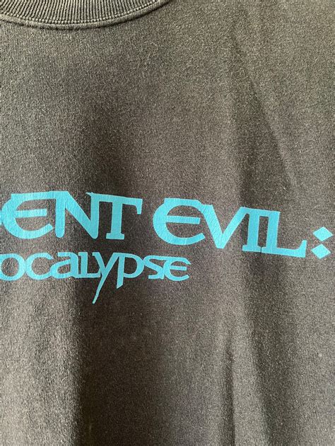 Playstation Resident Evil Apocalypse 2004 - Vintage Horror Movie Game