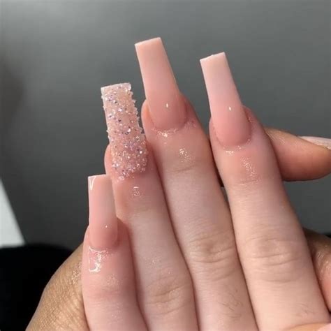 Pin By On Nails Acrylic Nails Nude Pink Acrylic Nails Classy Acrylic Nails