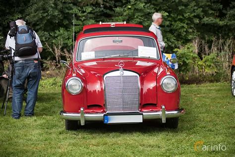 Mercedes-Benz W105 W105