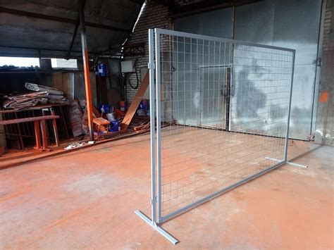 Переносные съемные металлические ограждения