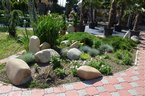 Декор участка камнями (70 фото) » НА ДАЧЕ ФОТО