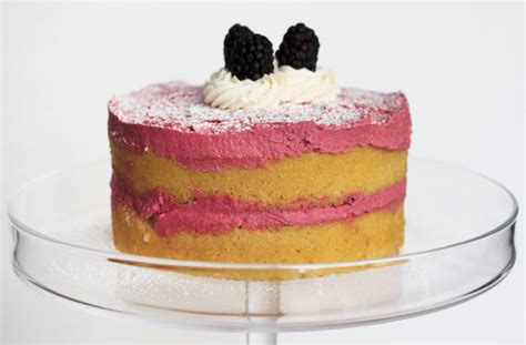 Bolo Naked Frutas Vermelhas