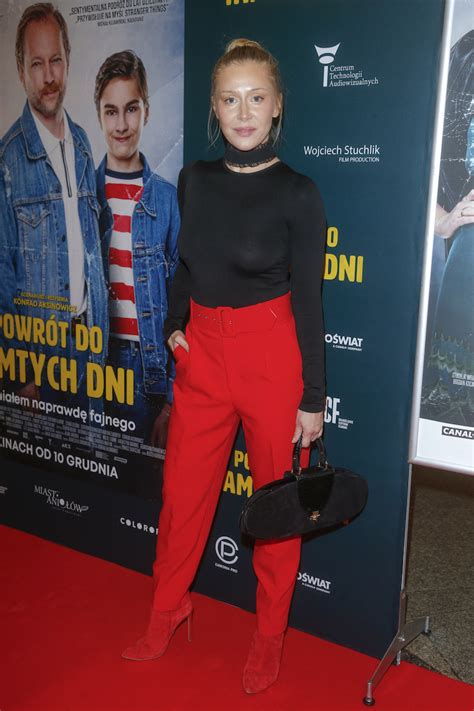 Kasia Warnke tańczy nago Nie mogę przestać oglądać Hot Kozaczek