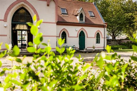 space torhaus  dresden holidayarchitecture