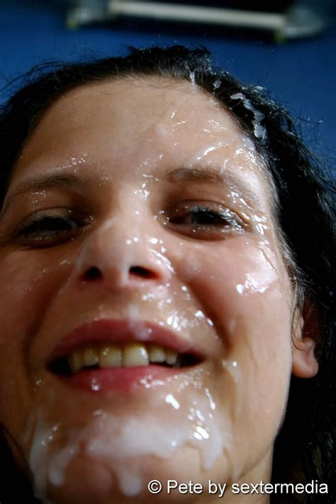 Brunette Milf And Her Perfect Gangbang Blowjob 15 Pics XHamster