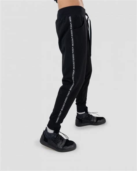 Джоггеры Delta Black мужские, арт 000304 – купить за 5990 руб в ...