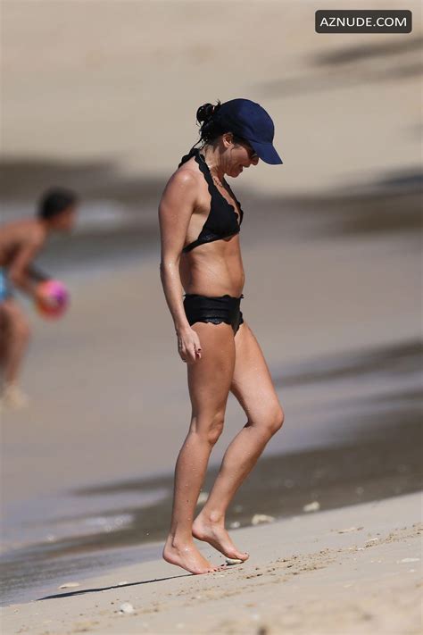 Andrea Corr Sexy In A Black Bikini On The Beach In Barbados Aznude