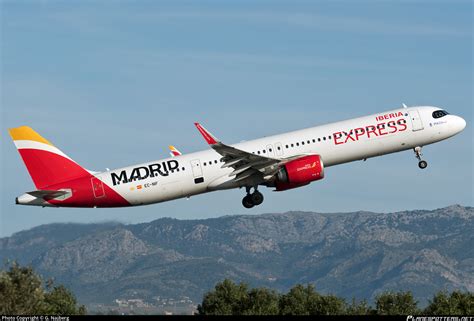 EC NIF Iberia Express Airbus A321 251NX Photo By G Najberg ID