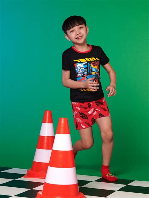 Piżama Hot Wheels Kolor czarny SINSAY ZD X